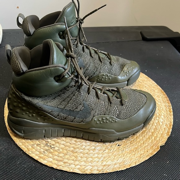 Nike Lupinek Fly Knit Defender Cargo Military Sneakers Size 10 - Picture 3 of 16